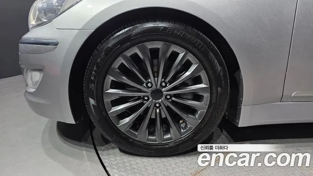 Hyundai Genesis 2012 thumb 5