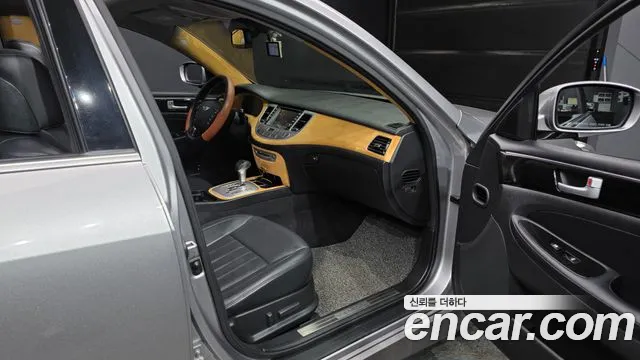 Hyundai Genesis 2012 thumb 11
