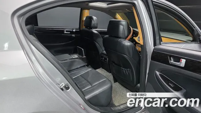 Hyundai Genesis 2012 thumb 12