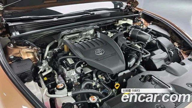 Toyota Crown 2023 thumb 6