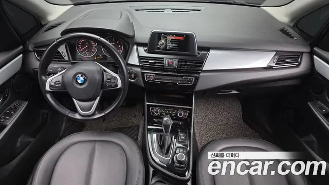 BMW 2-Series 2016 thumb 7