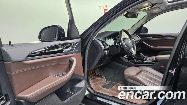 BMW X3 2018 thumb 10