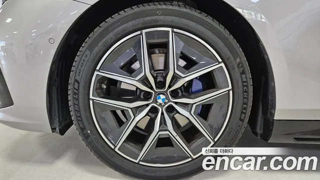 BMW 5-Series 2026 thumb 5