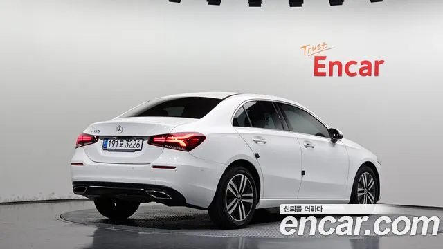 Mercedes-Benz A-Класс 2021 thumb 2