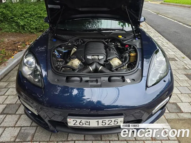 Porsche Panamera 2013 thumb 7