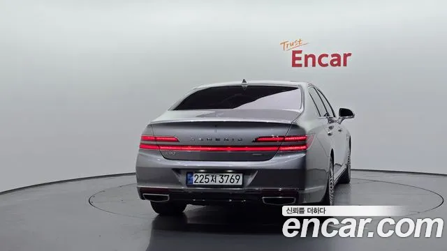 Genesis G90 2019 thumb 4