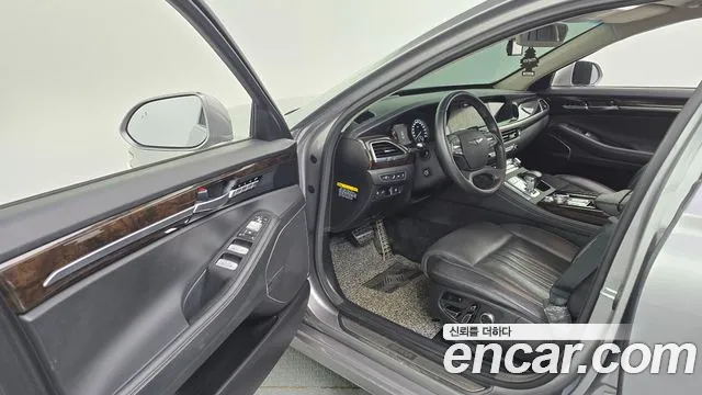 Genesis G90 2019 thumb 10