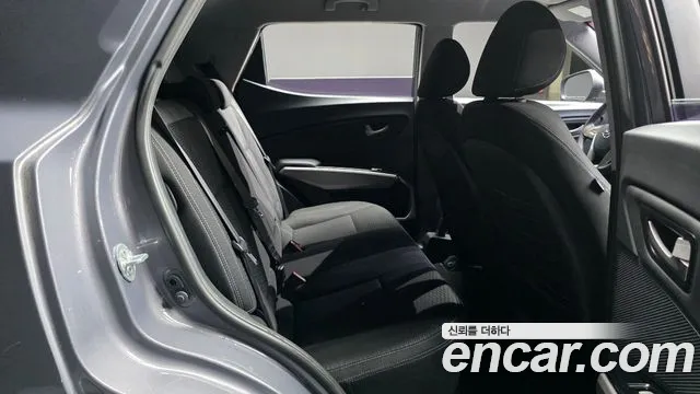 KG_Mobility_Ssangyong TIBOLI 2018 thumb 11
