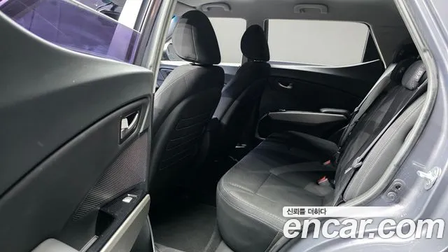 KG_Mobility_Ssangyong TIBOLI 2018 thumb 12