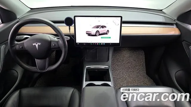 Tesla Model Y 2022 thumb 7