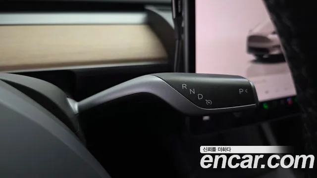 Tesla Model Y 2022 thumb 9