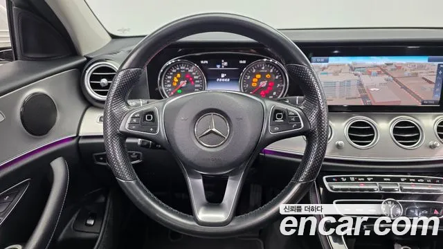 Mercedes-Benz E-Класс 2017 thumb 12