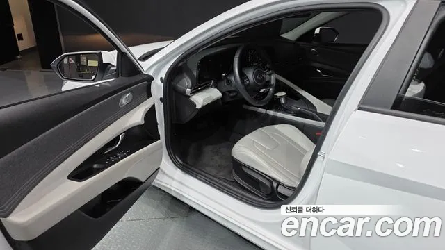 Hyundai Avante 2021 thumb 10