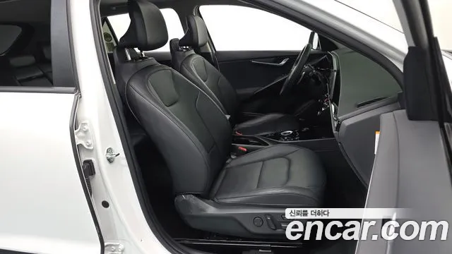 Kia Niro 2023 thumb 11