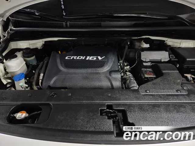 Kia Carnival 2017 thumb 10