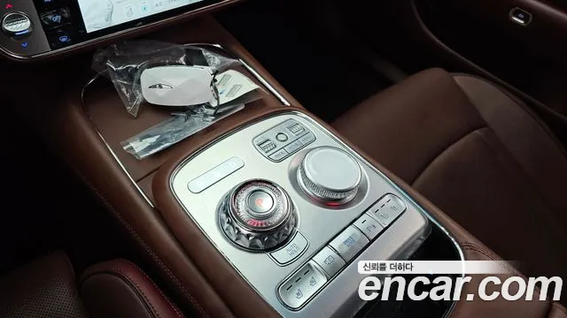 Genesis G90 2022 thumb 9