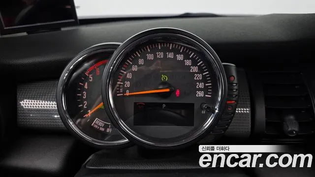 MINI Hatch 2015 thumb 8