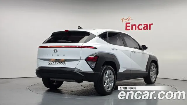 Hyundai Kona 2023 thumb 2