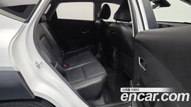 Hyundai Kona 2023 thumb 12