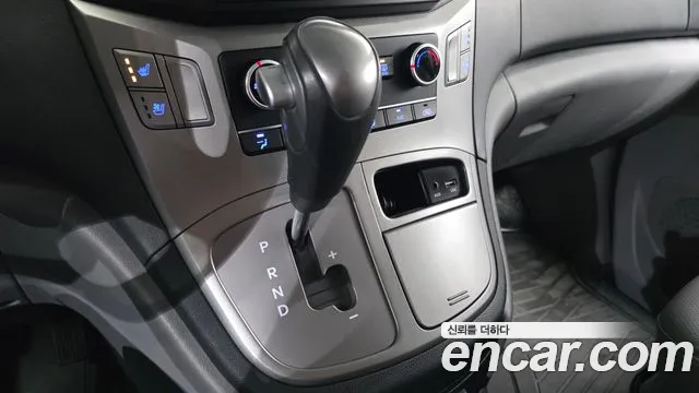 Hyundai Starex 2019 thumb 8