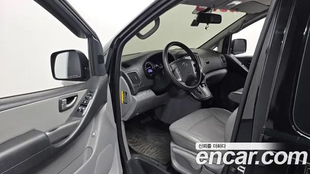 Hyundai Starex 2019 thumb 9