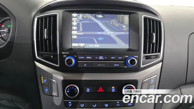 Hyundai Starex 2019 thumb 12