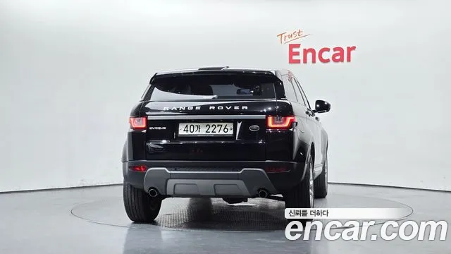 Land Rover Range Rover Evoque 2017 thumb 4