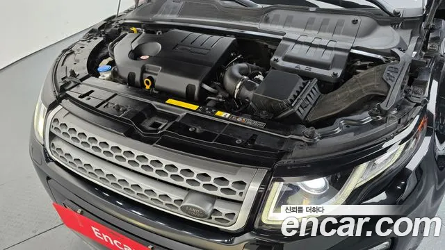 Land Rover Range Rover Evoque 2017 thumb 6