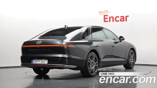 Hyundai Grandeur 2023 thumb 2