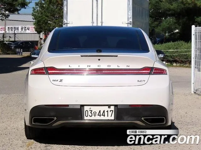 Lincoln MKZ 2017 thumb 4