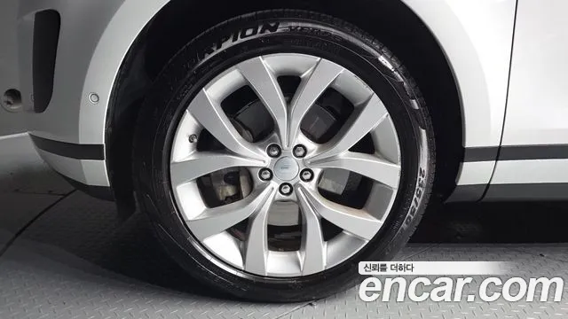 Land Rover Range Rover Evoque 2020 thumb 5