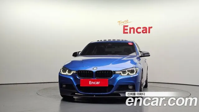 BMW 3-Series 2016 thumb 3