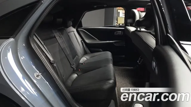 Hyundai IONIQ 6 2023 thumb 11