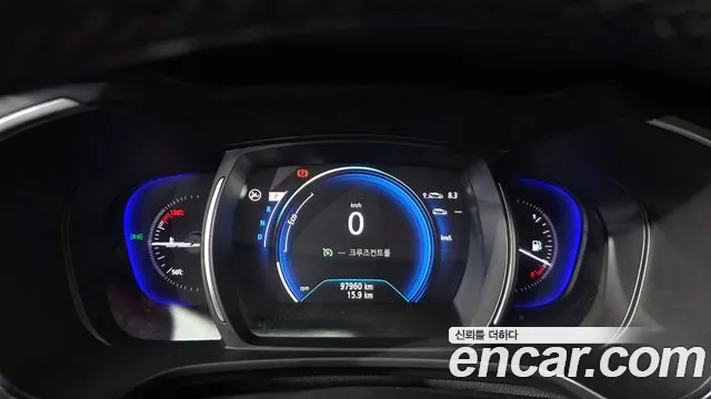 Renault-KoreaSamsung Koleos 2019 thumb 8