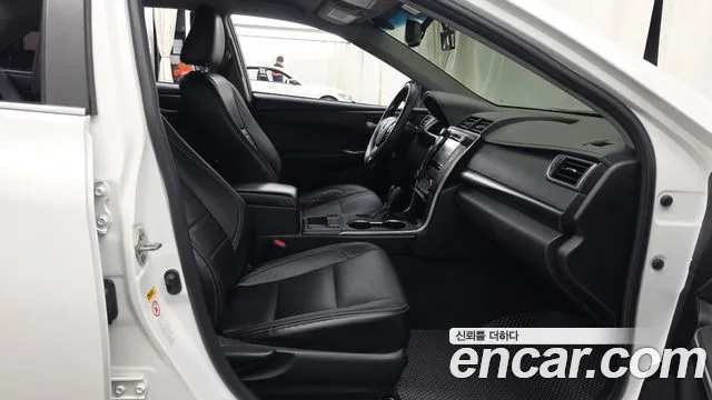 Toyota Camry 2016 thumb 11