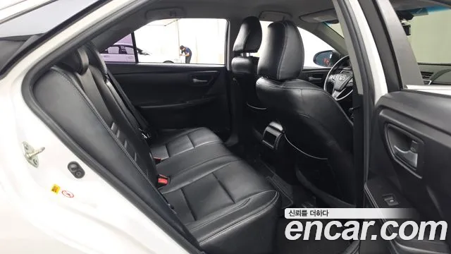 Toyota Camry 2016 thumb 12
