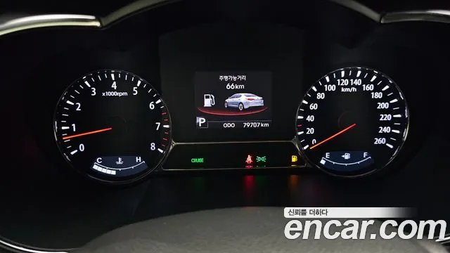 Kia K5 2010 thumb 8