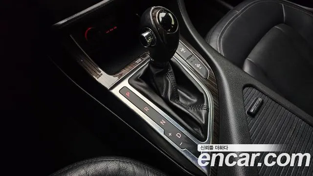 Kia K5 2010 thumb 9