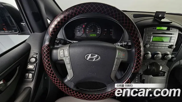 Hyundai Starex 2012 thumb 11