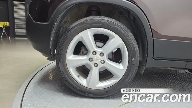 ChevroletGMDaewoo Tracker 2014 thumb 5