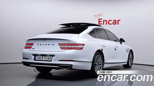 Genesis G80 2022 thumb 2