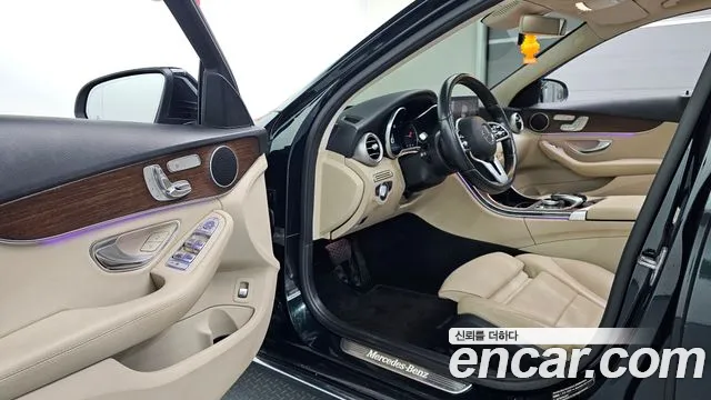 Mercedes-Benz C-Класс 2018 thumb 10