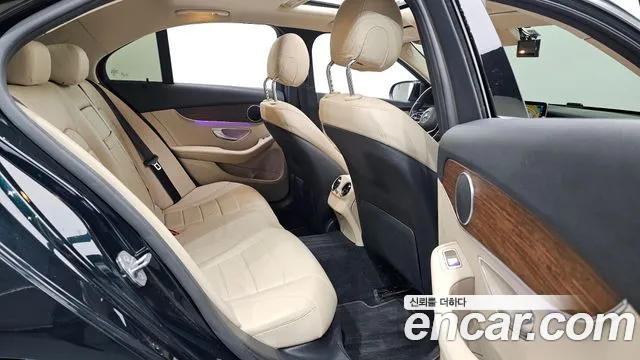 Mercedes-Benz C-Класс 2018 thumb 12