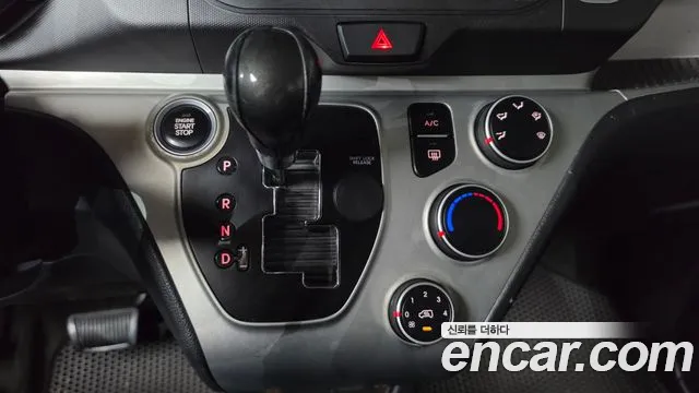 Kia Ray 2013 thumb 9