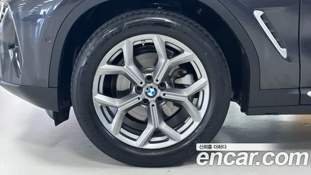 BMW X4 2023 thumb 5