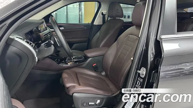BMW X4 2023 thumb 10
