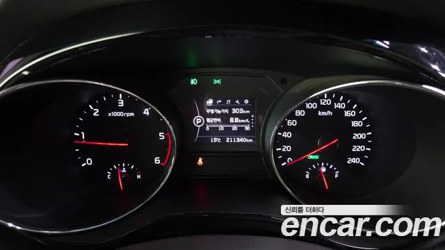 Kia Carnival 2016 thumb 8