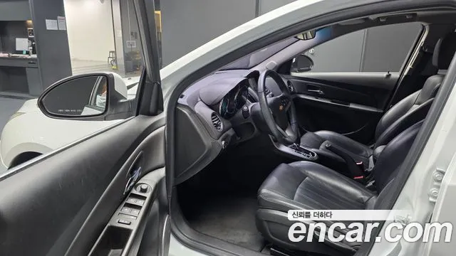 ChevroletGMDaewoo Cruze 2016 thumb 10