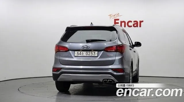 Hyundai Santa Fe 2016 thumb 4