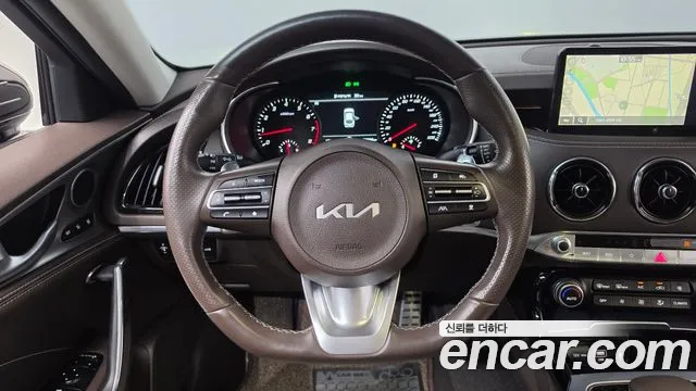 Kia Stinger 2022 thumb 12
